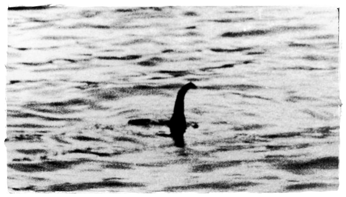 Знаменитый снимок хирурга с Несси, опубликованный в апреле 1934 года в газете «Daily Mail»