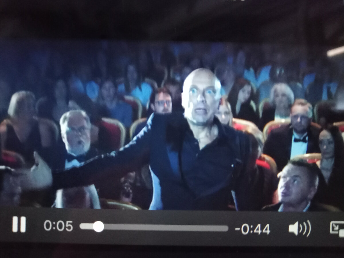 Фото автора. Сфотал планшет