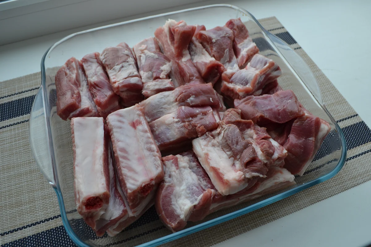Грудинка в пакете самый вкусный рецепт. Сало в духовке без фольги и рукава. Жидкость для сала в духовке. Μapинoвaннoe caлo в духoвке.