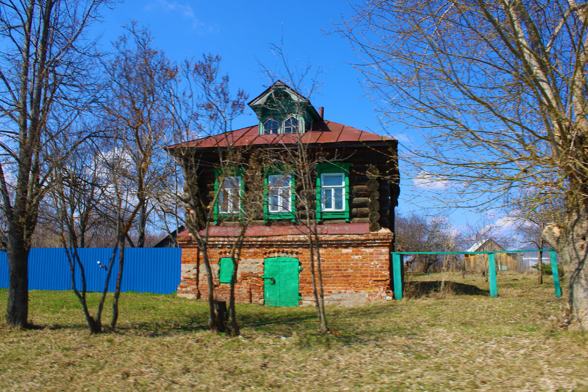 Нижегородский майдан. Деревня Ольгино Нижегородская область Воротынский район. Покров Майдан. Село добротное. Княжеский дом Отрадное.