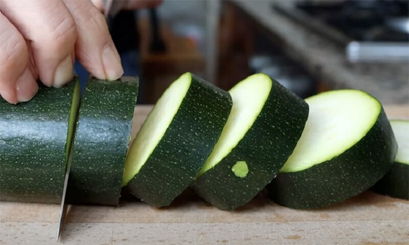 Кабачки по-испански – очень вкусное и необычное блюдо