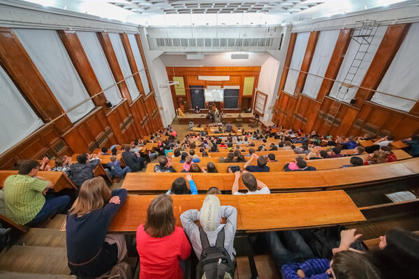 Обложка © Shutterstock