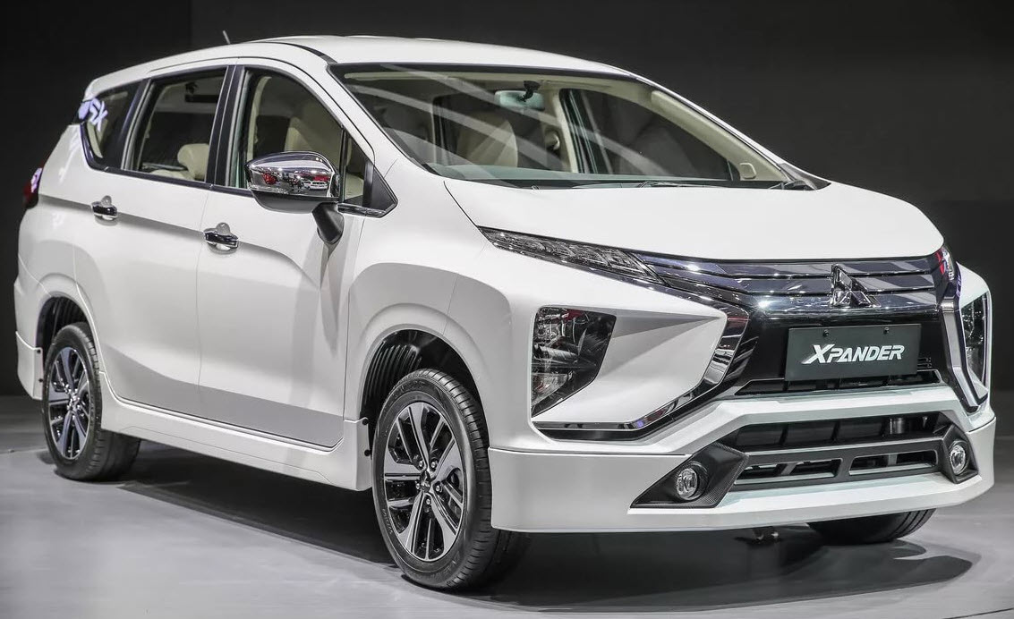 Экспандер кросс мицубиси. Митсубиси Xpander 2021. Mitsubishi Xpander Cross 2022. Mitsubishi Xpander Cross 2023. Митсубиси экспандер 2022