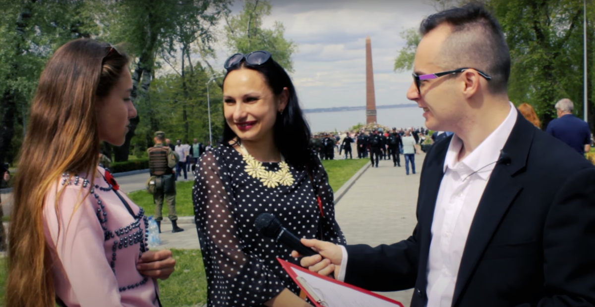 Особенно запомнилась её фраза о том, наш ли или чужой Гитлер...