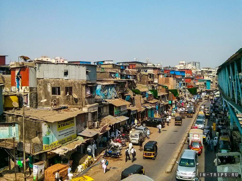 Бомбей трущобы джхопадпатти. Мумбай улицы. Велокиллеры бомбей. Мумбай улицы города центр. Сергей лемох группа кар-мэн 1991 год.
