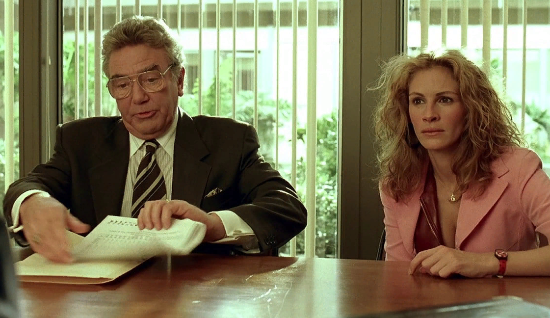 Кадр из фильма "Эрин Брокович/Erin Brockovich (2000)"