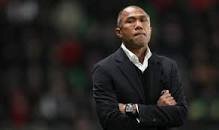 главный тренер Антуан Комбуаре 