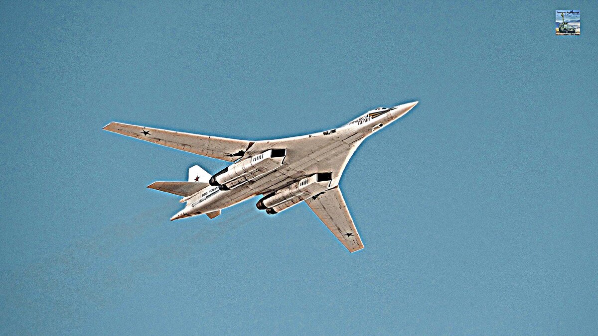 Стратегический бомбардировщик Ту-160. Источник: https://vk.com/oruzhie_tekhnika_armiya