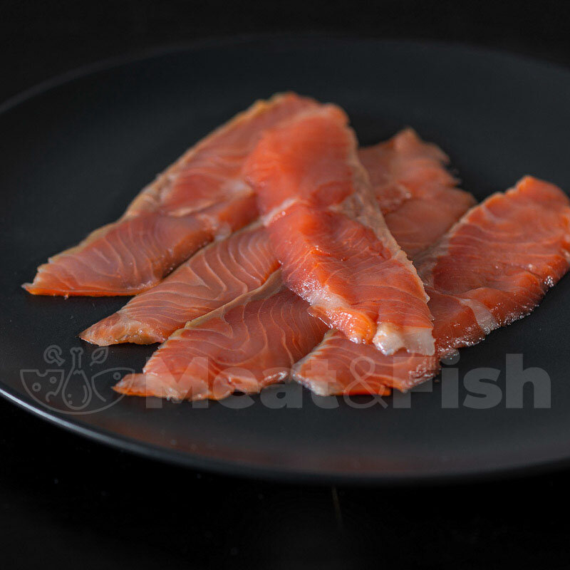 Нарезка слабосоленой семги