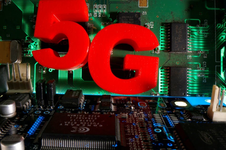 Фото с сайта: https://news.abs-cbn.com/business/05/07/20/trump-administration-divided-over-new-5g-network