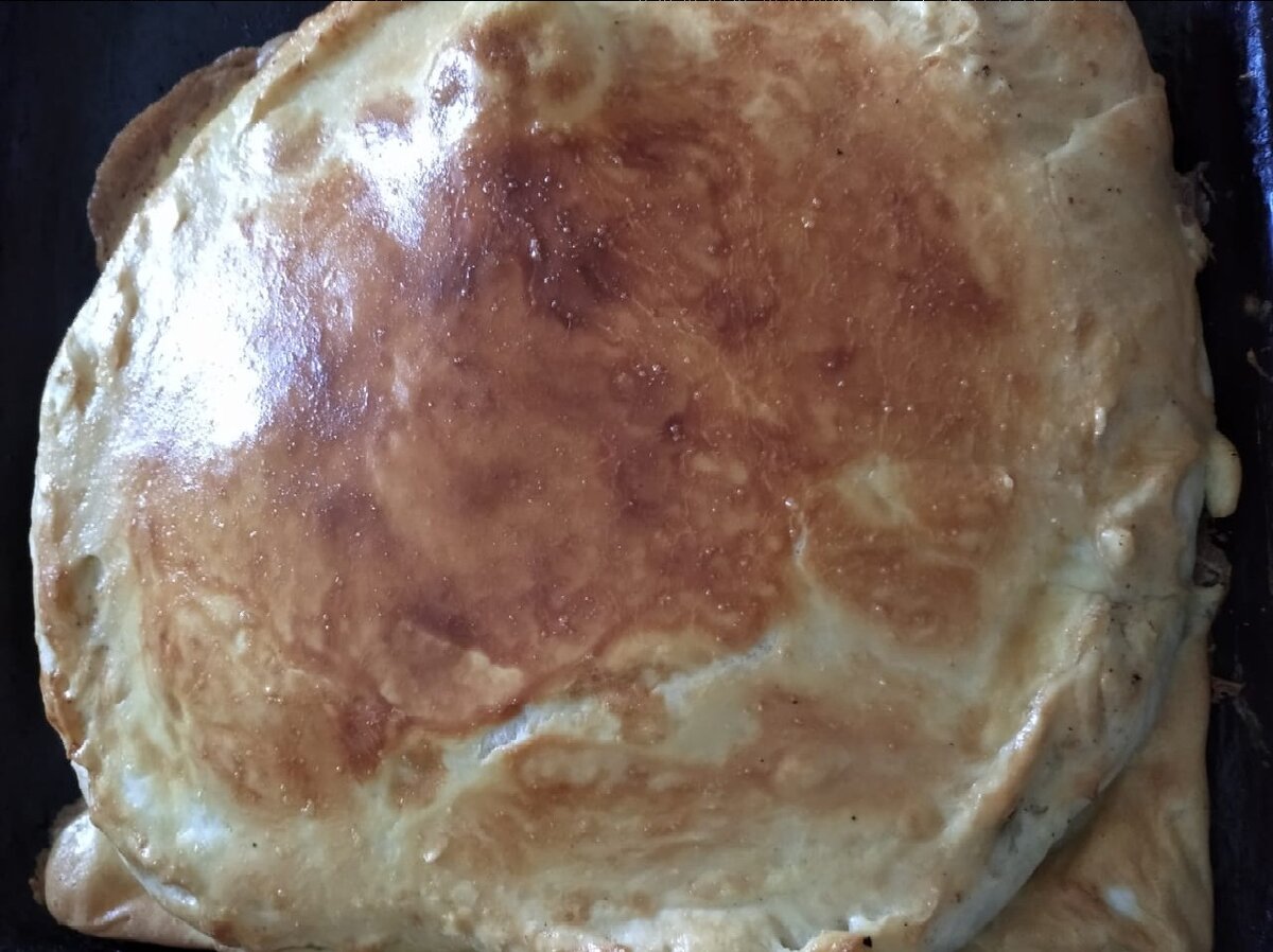 Испеченный пирог