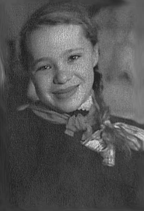 Наташа Крачковская, еще школьница (фото из Яндекс.картинки с моей обработкой)