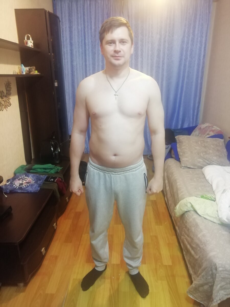 Так я выглядел в начале, на фото 90 кг