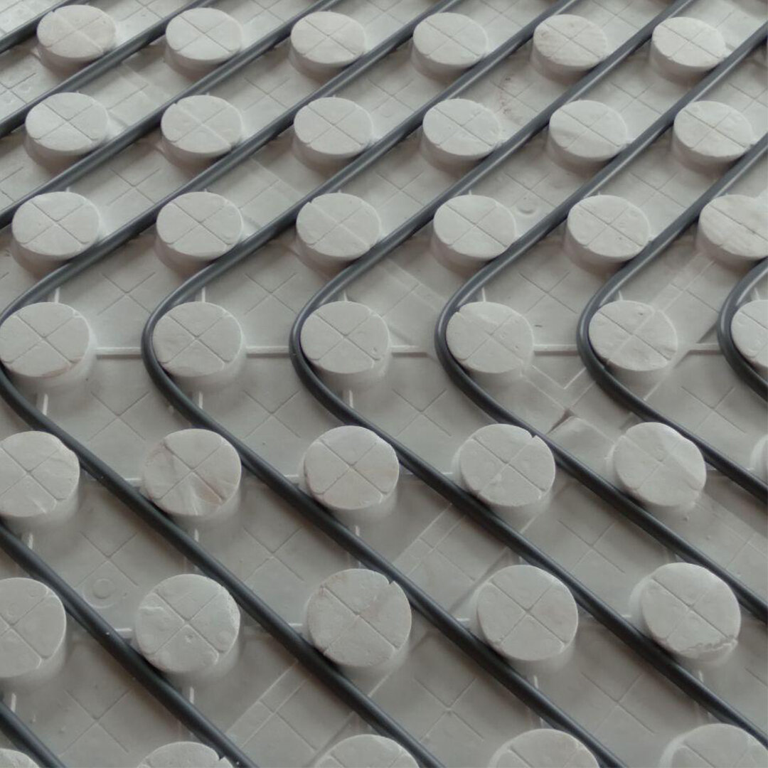 Примеры работ по монтажу тёплого пола от нашей компании.