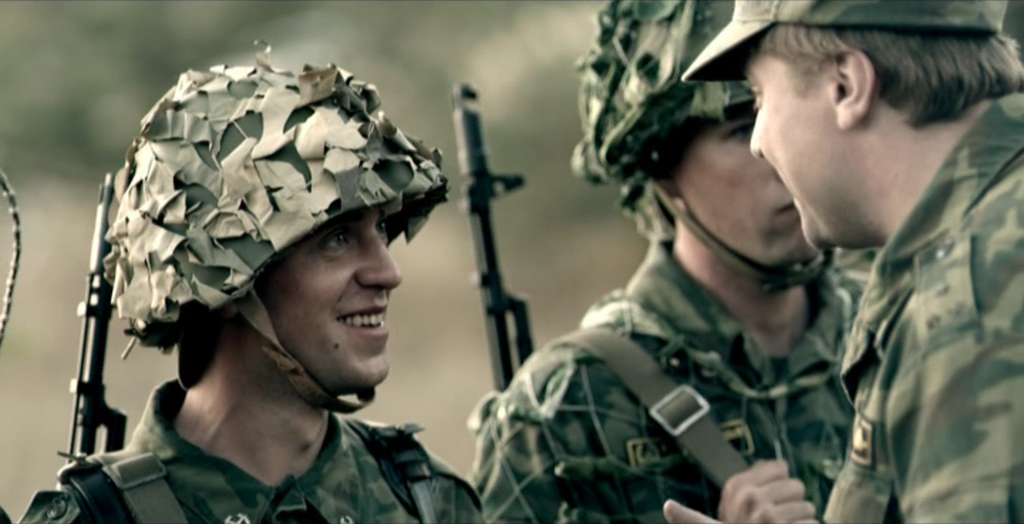 туман фильм 2010 сержант. фильм туман шурховецкий. фильм туман шурховецкий. игорь шмаков в фильме туман. туман 2005 фильм том.