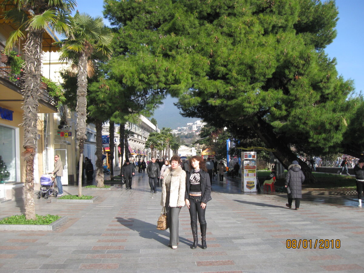 Набережная Ялты, Рождество, фото есть на моей странице в ОК