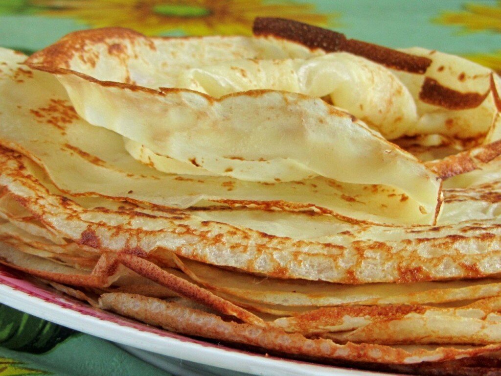 Классические тонкие блинчики (фото из сети)