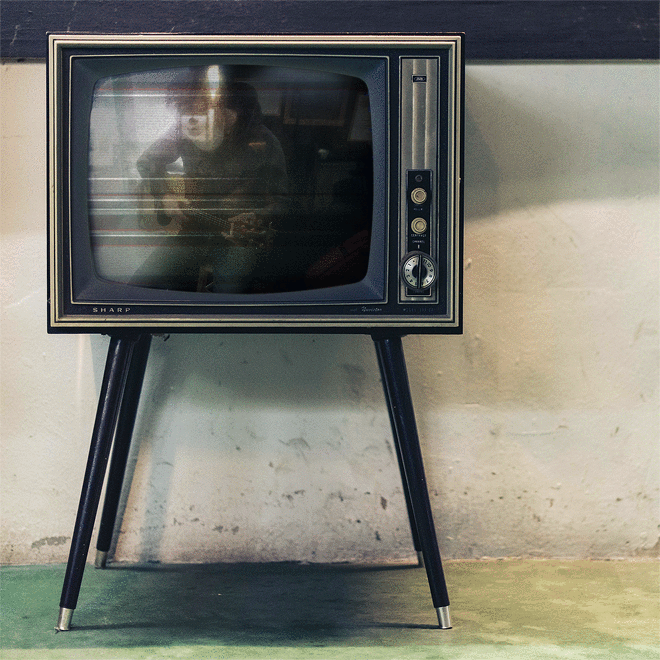 Телек и реинкарнацию его в ю-туб смотреть во время детокса НИЗЗЗЗЯ.