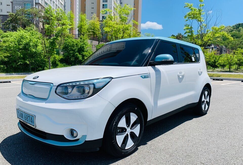 Kia Soul EV 2 поколения
