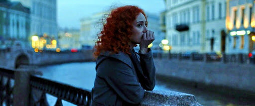 Источник фото: http://eslicho.ru/stoit-li-zgenitsia-na-devushke-iz-bednoi-semii/