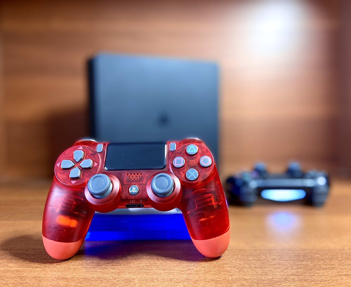 Аренда ps4. Аренда пс4. Человек скупил PLAYSTATION 5. Реклама аренды ps5. Аренда ps5 с друзьями реклама.