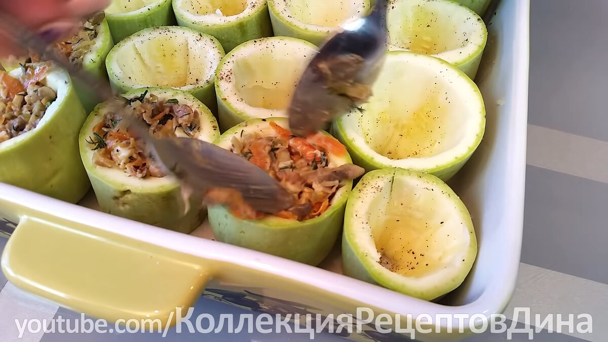 Фаршированные кабачки с курицей и грибами | Дина, Коллекция Рецептов | Дзен