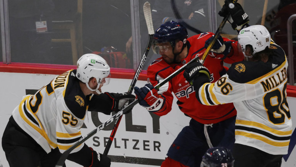 Игрок бостона наносит травму Овечкину