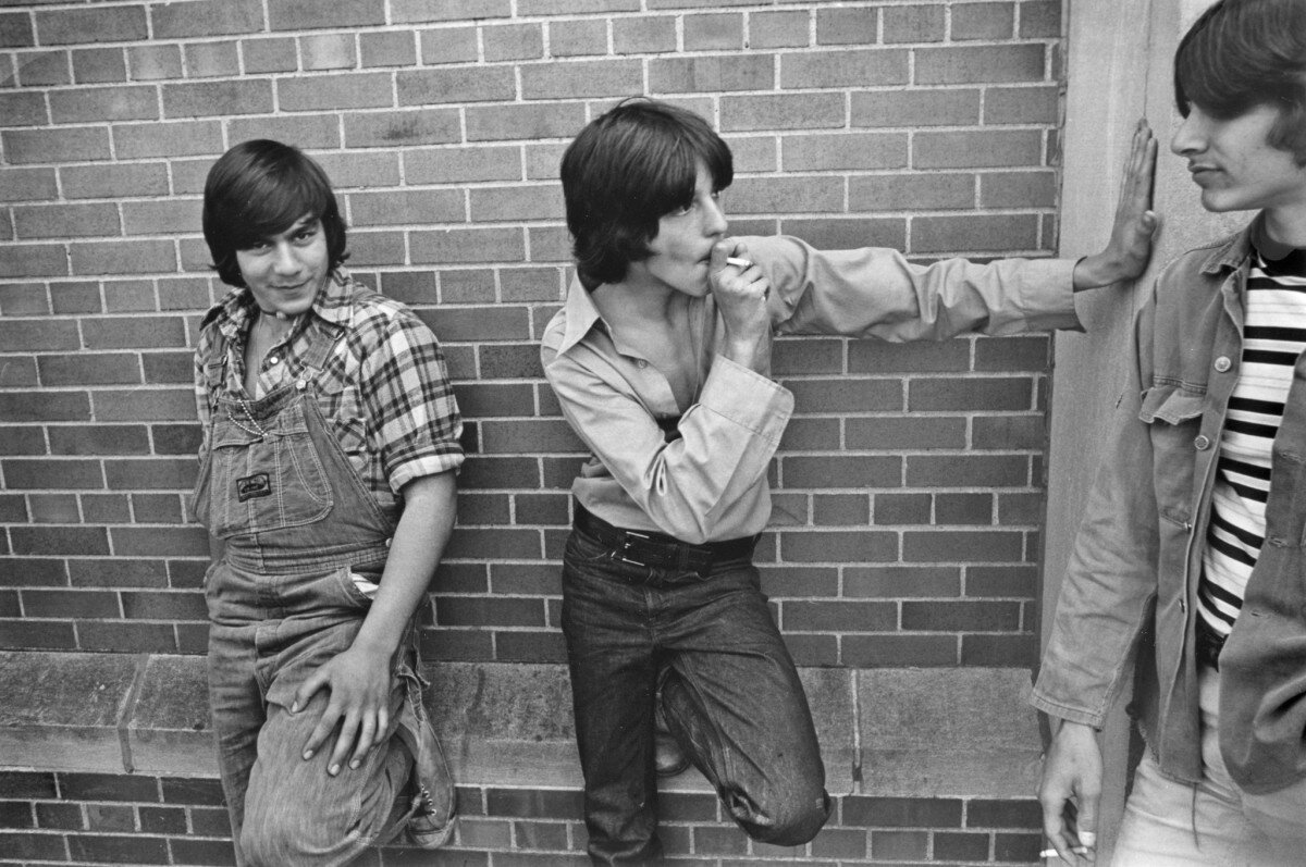 Joseph Szabo, Smoking By The School, © Joseph Szabo 