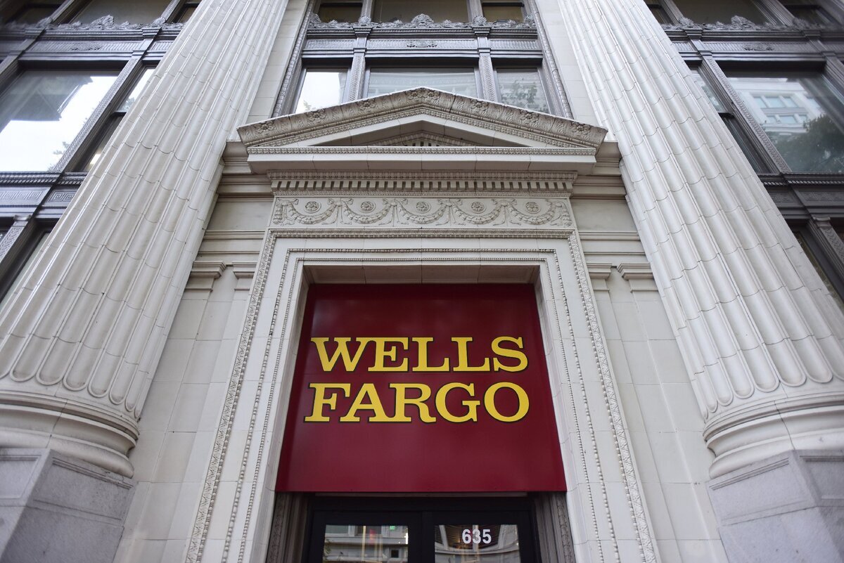 Банки сша депозит. Wells Fargo. Банк wells Fargo. Сан Франциско wells Fargo. Уэллс Фарго.