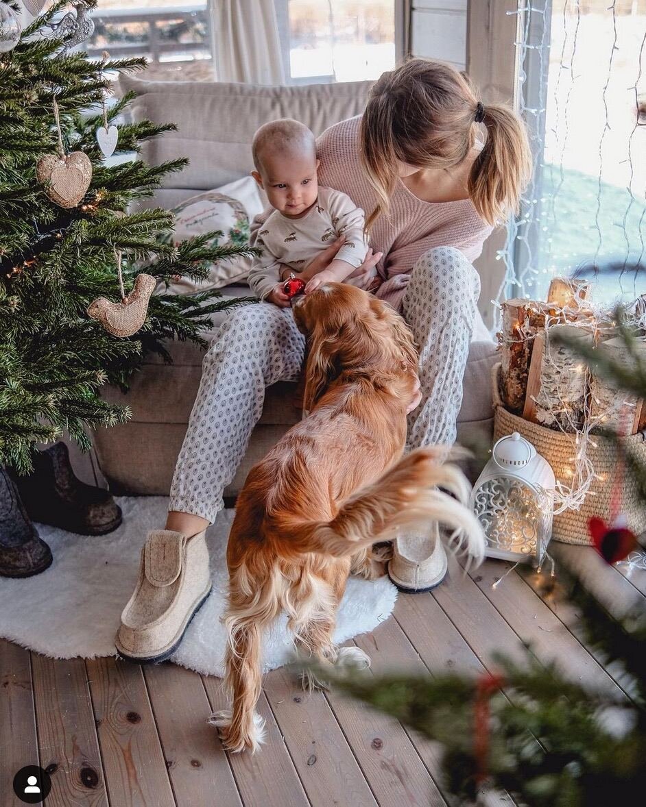 Фотографии Полины, предыдущей хозяйки нашего домика. Её инстаграм — @nikmoms