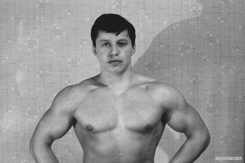 Александр Зайцев бодибилдер