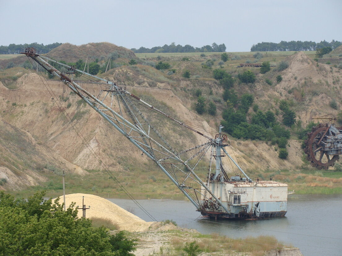 Шагающий экскаватор ЭШ-10/70. 