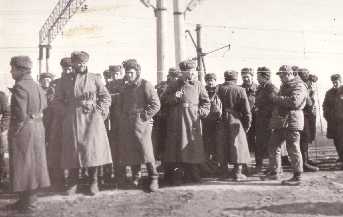 Партизанский строй...