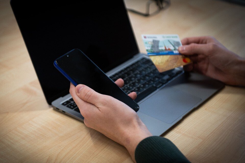     Ухажер обманул женщину Юлия ПЫХАЛОВА