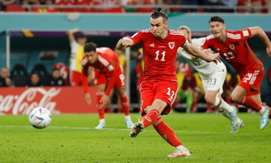    Уэльс встретится с Ираном во втором туре ЧМ-2022. Фото: Reuters Фото: Reuters