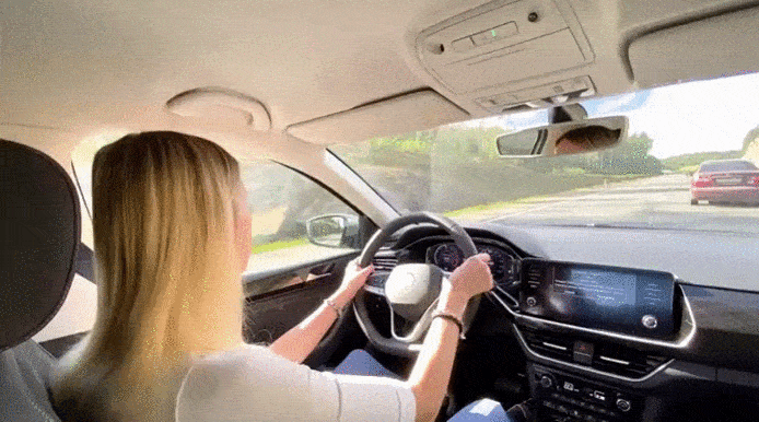 Маневр обгона на новом Фольксваген Поло 2020. Лиса Рулит