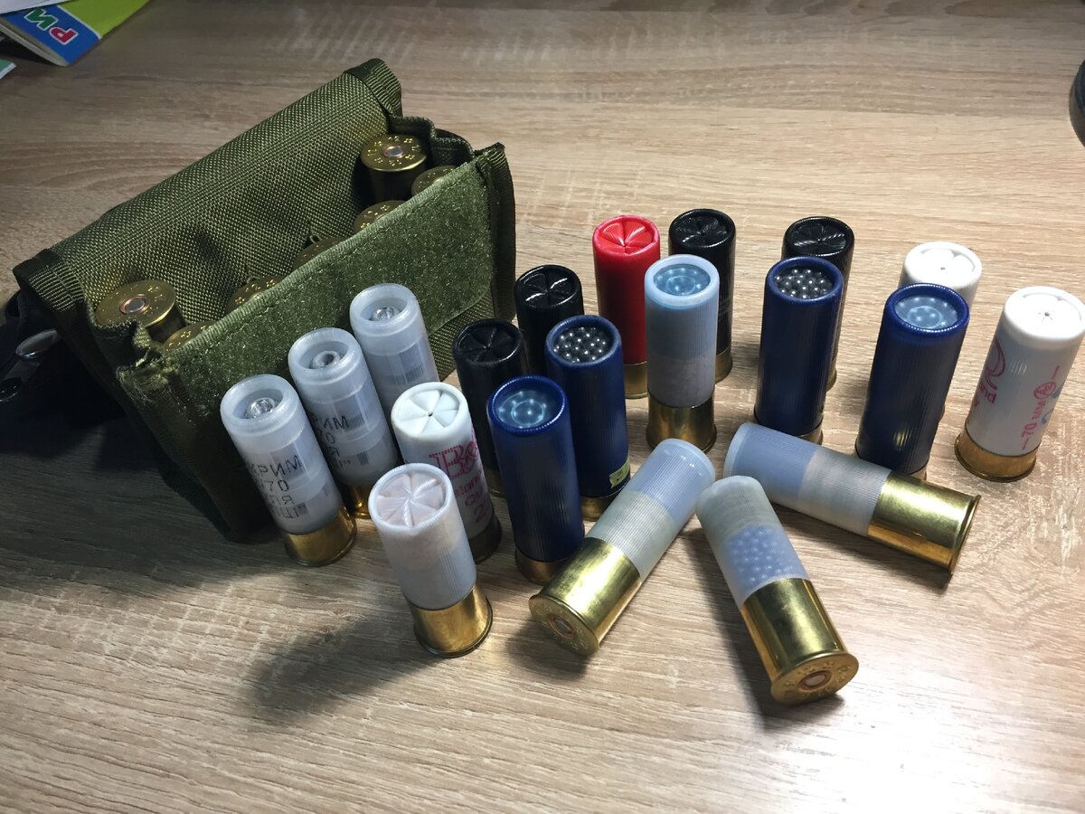 Патроны 12 калибра, длина гильзы 70 мм.