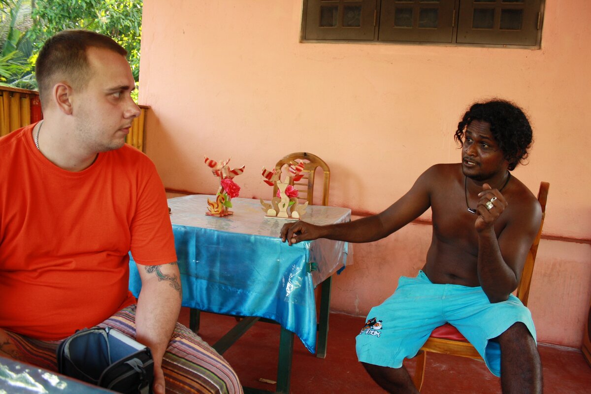 Здравствуйте!  Меня зовут Сергей, подписывайтесь на мой канал "Папа, не горюй"! 