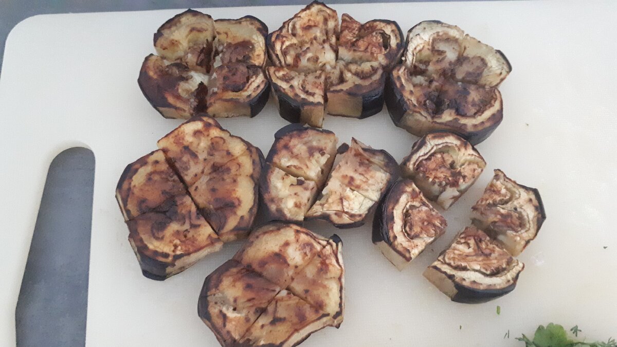 Вариант нарезки баклажан