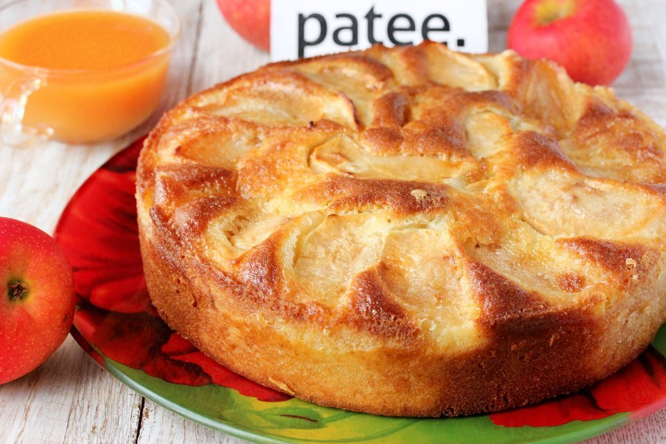 яблочный пирог.