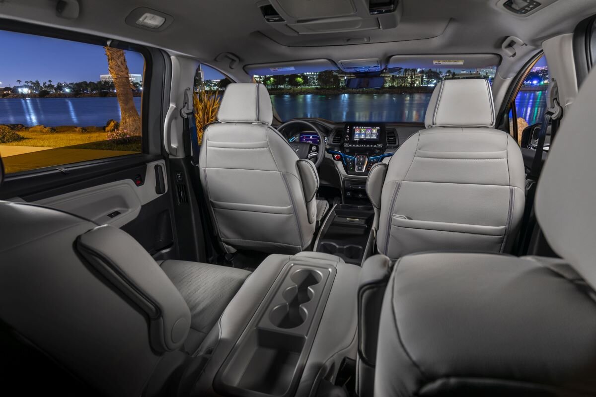 Honda odyssey интерьер