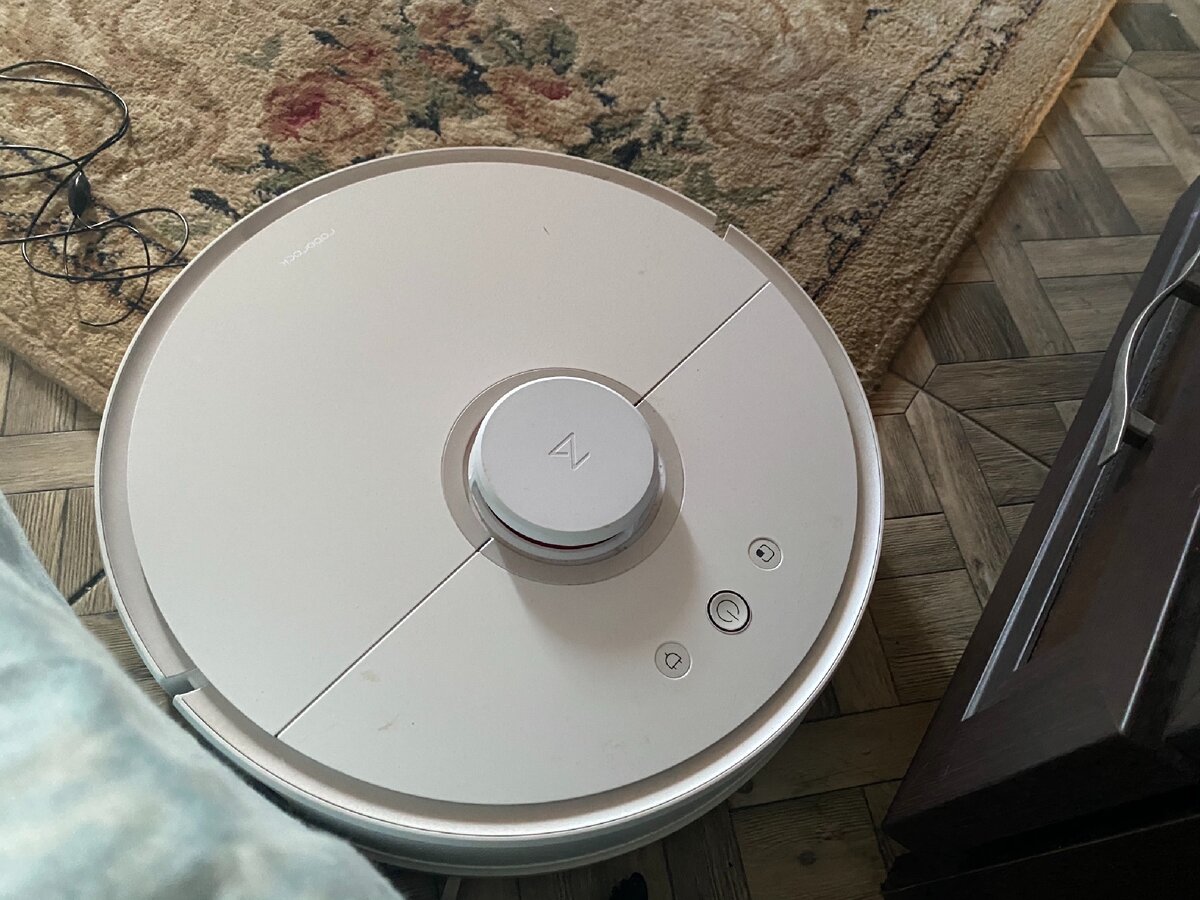 робот-пылесос Глафира