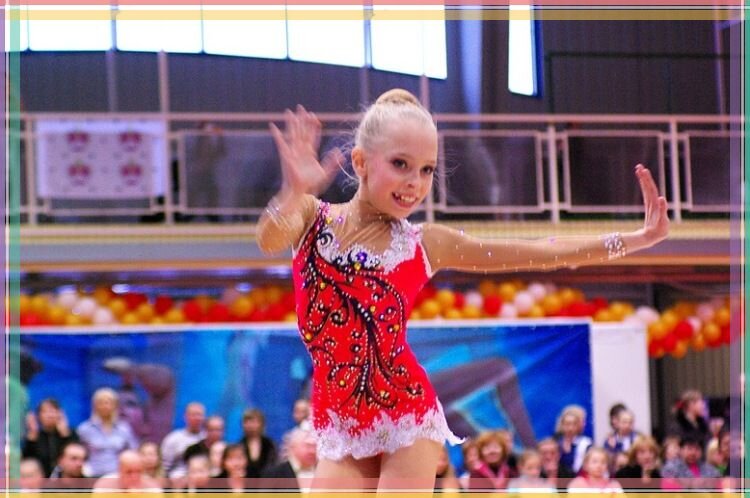 Яна Кудрявцева в детстве.