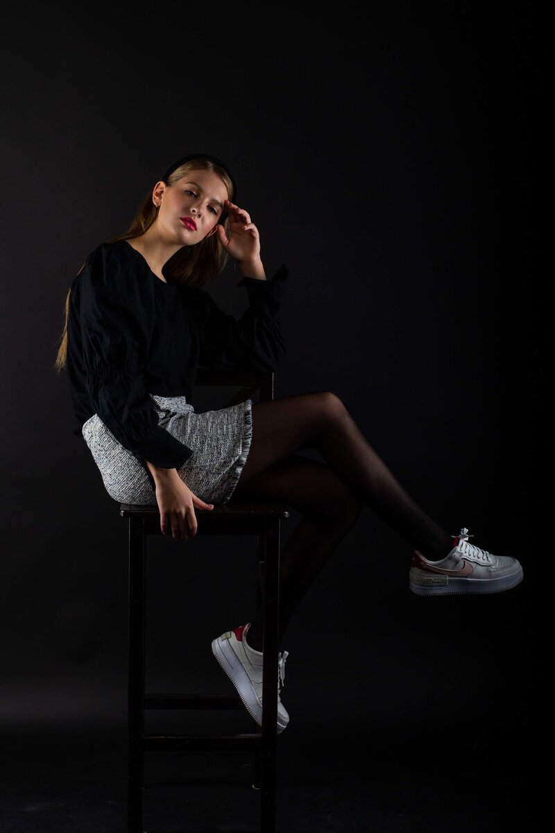 @bydaria.makeup        @photopoligraph
