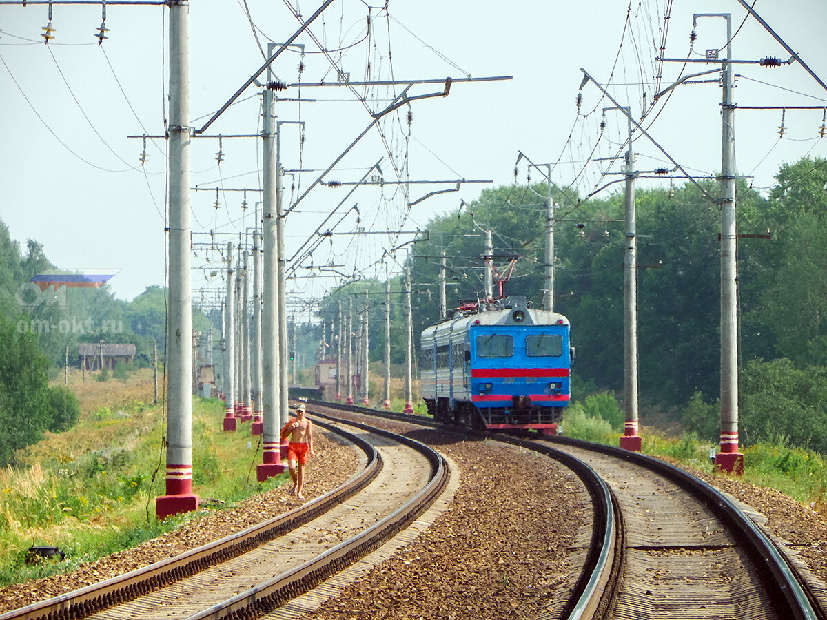 Перегон. Дэр 002 электромотриса. Перегон Клин подсолнечная. Перегон Клин-Стреглово. Остановочные пункты электричек.