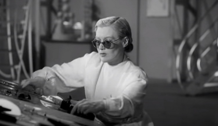 Ирина Никитина (Любовь Орлова), кадр из фильма "Весна" (1947)