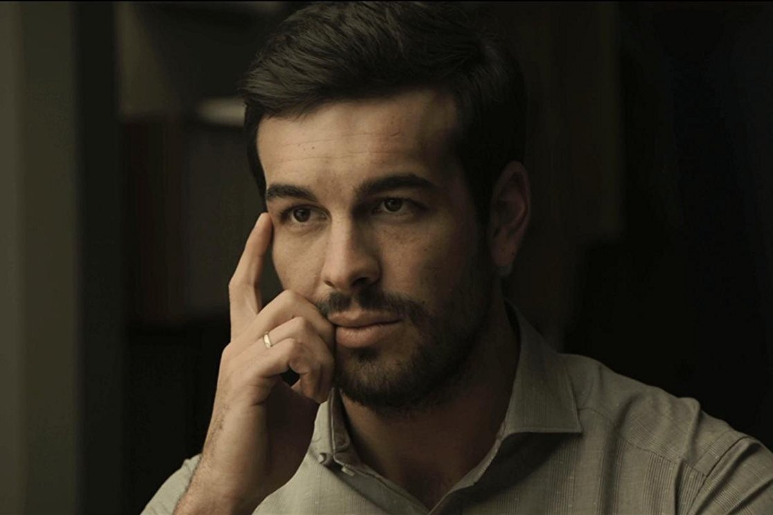 (а актер ничего себе так!)