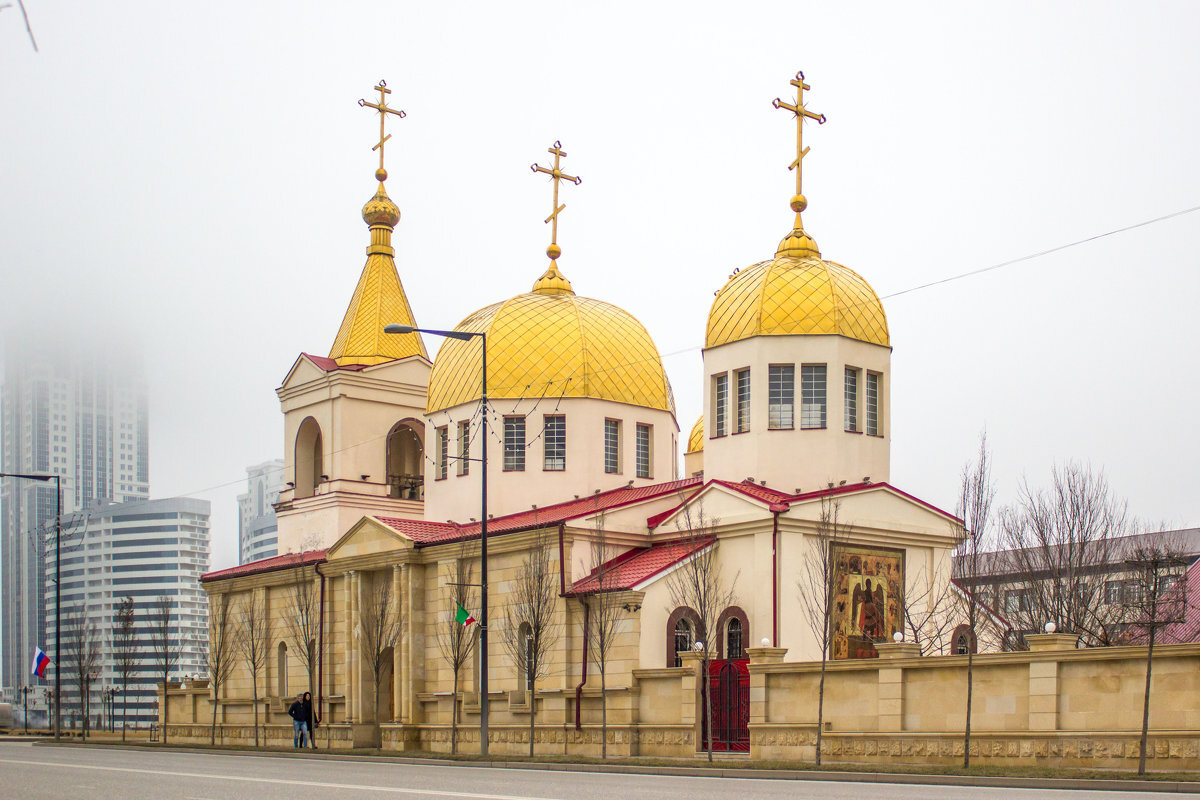 Церковь в грозном фото