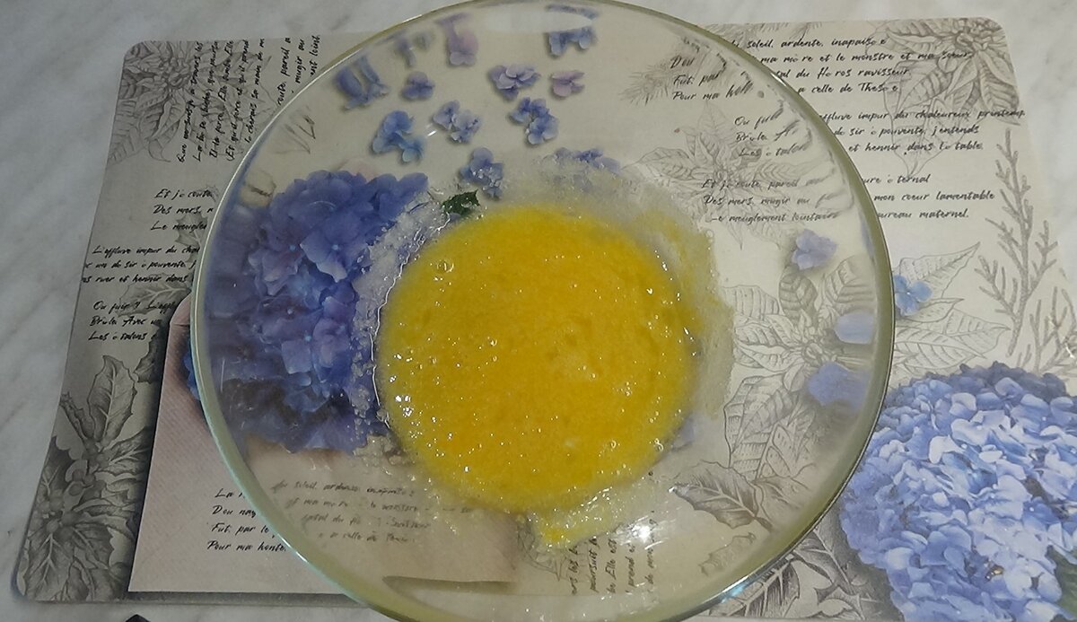 Яйцо с сахаром