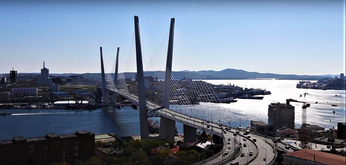 мост через Золотой Рог